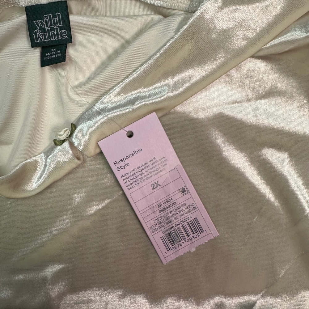 Wild Fable Womens 2X Velvet Cami Tank Top Champagne Beige Square Neck Cropped - Picture 4 of 5